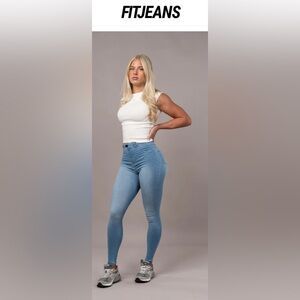 FITJEANS Classic Blue Denim
